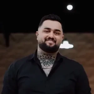 دانلود آهنگ بهنام حسن زاده دل گیرنه بی تو