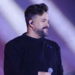 دانلود آهنگ بذارید گلمو ببینم برم روبروش بشینم از علی عبدالمالکی دانلود آهنگ بذارید گلمو ببینم برم روبروش بشینم از علی عبدالمالکی