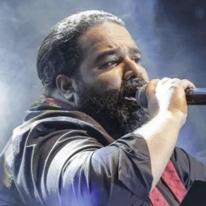 دانلود آهنگ رضا صادقی مبتلا